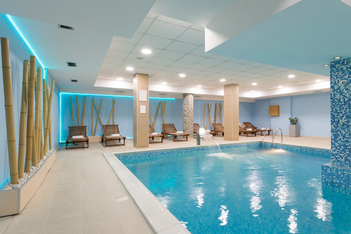 Élevez votre établissement au rang de référence avec Prestige Collection by SPAS de France.