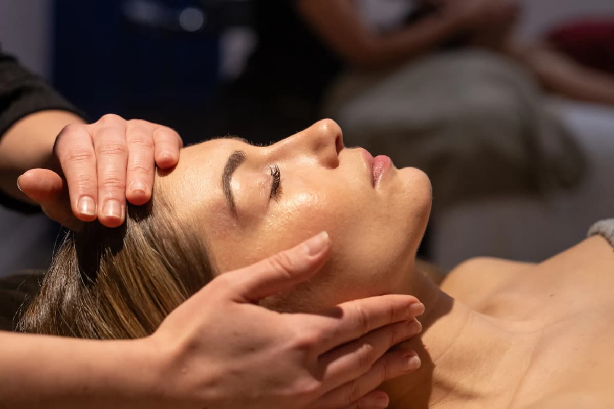Massage Solo – 1h de Détente - Photo 2
